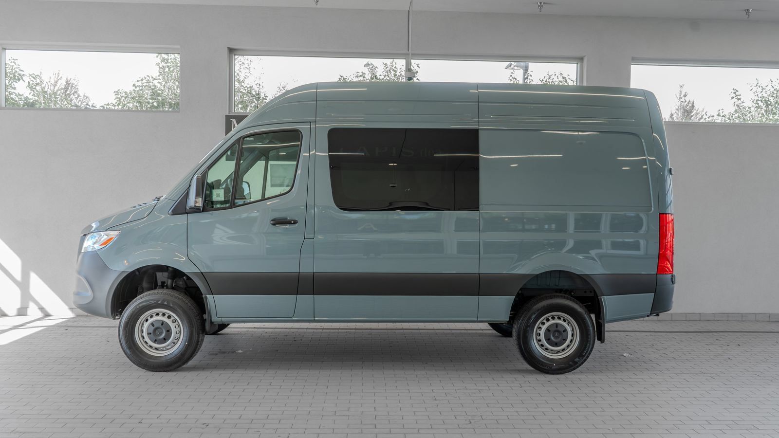 New 2026 Mercedes-Benz Sprinter 2500 image 2