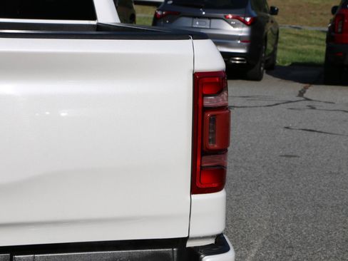 Used 2019 RAM 1500 Limited w/ Body Color Bumper Group RWD image 7