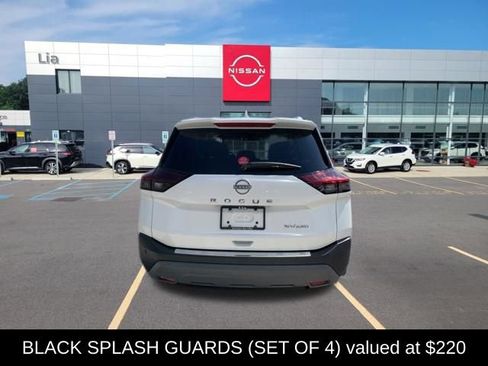 Certified 2023 Nissan Rogue SV w/ SV Premium Package AWD/4WD image 5