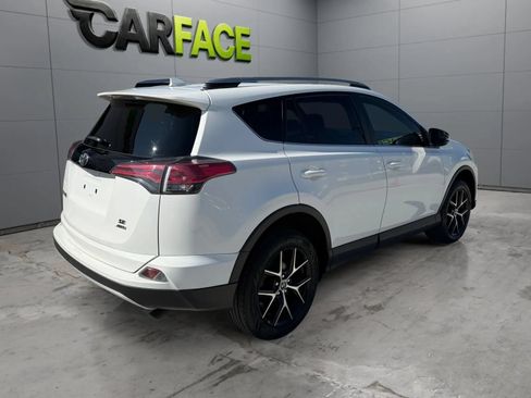 Used 2018 Toyota RAV4 SE w/ All Weather Liner Package AWD/4WD image 12
