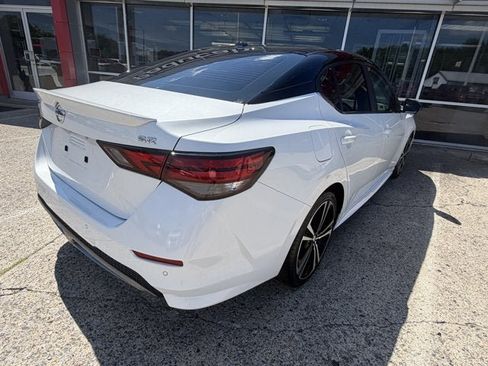 Used 2020 Nissan Sentra SV FWD image 10