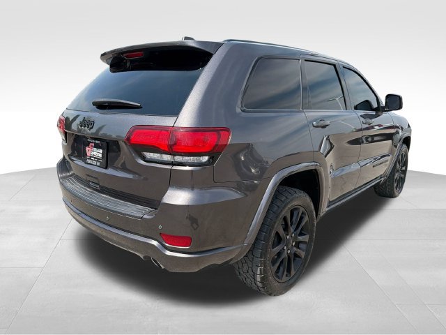 Used 2021 Jeep Grand Cherokee Laredo X AWD/4WD image 7