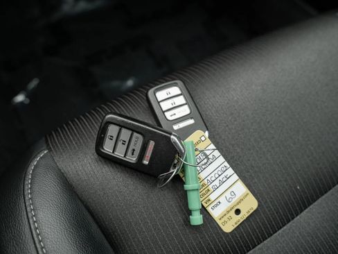 Used 2018 Honda Accord Sport image 25