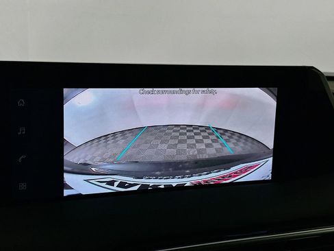 New 2026 Nissan Armada SV image 18