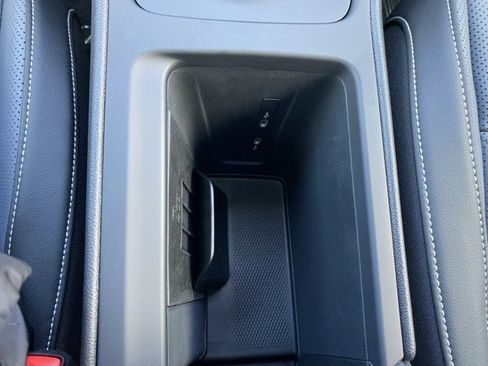 New 2026 Volkswagen Tiguan SE image 38