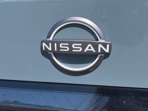 New 2026 Nissan Sentra SR w/ Floor Mat Package FWD image 31