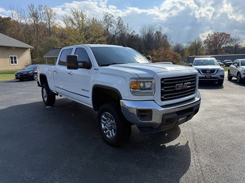 Used 2017 GMC Sierra 2500 SLE image 3