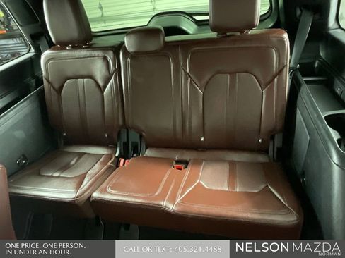 Used 2022 Ford Expedition Limited RWD image 28