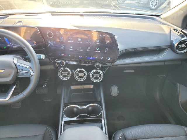 Certified 2024 Chevrolet Blazer EV LT AWD/4WD image 19