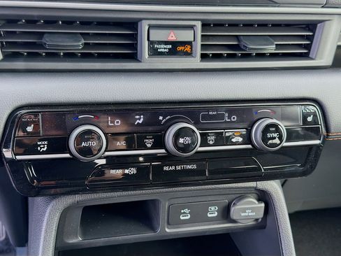 New 2026 Honda Pilot Sport image 15