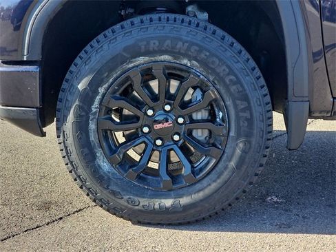Used 2023 GMC Sierra 1500 AT4X image 19