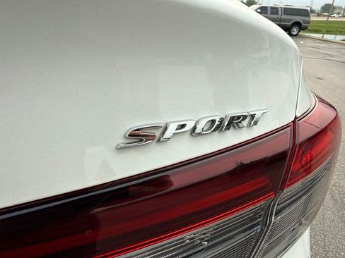 Used 2025 Honda Civic Sport image 5