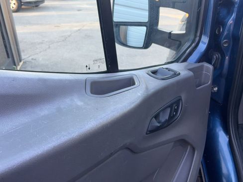 Used 2020 Ford Transit 350 DRW image 12