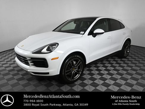 Used 2020 Porsche Cayenne AWD/4WD image 1