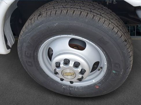 New 2025 Chevrolet Express 3500 w/ Power Convenience Package image 12