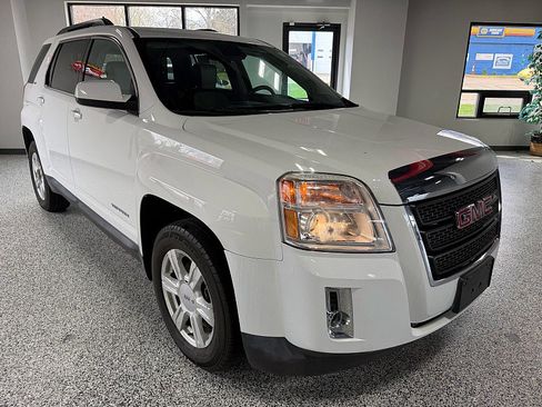 Used 2015 GMC Terrain SLT w/ Open Road Package FWD image 3