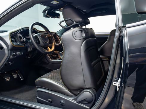 Used 2022 Dodge Challenger R/T Scat Pack image 8