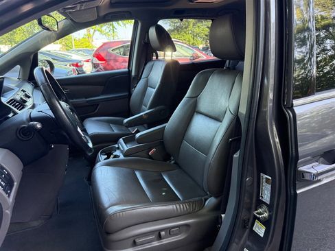 Used 2015 Honda Odyssey Touring image 8