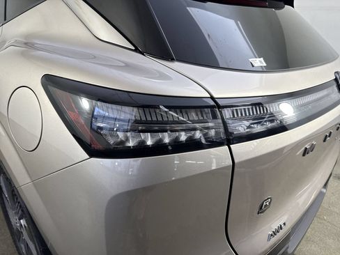 Certified 2025 Nissan Murano SL w/ Cargo Package AWD/4WD image 33