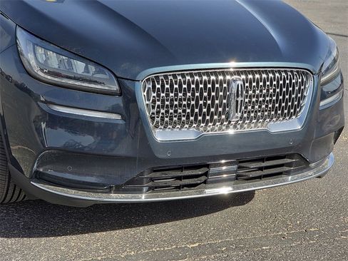 Used 2022 Lincoln Corsair Reserve image 9