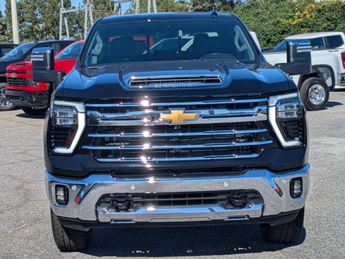 New 2026 Chevrolet Silverado 2500 LTZ w/ LTZ Convenience Package image 9