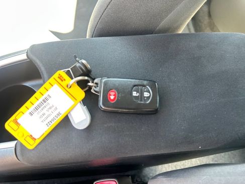 Used 2013 Toyota Prius Two FWD image 17