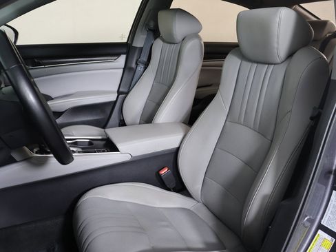 Used 2018 Honda Accord EX-L image 27