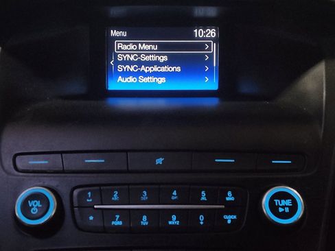 Used 2018 Ford Focus SE image 25