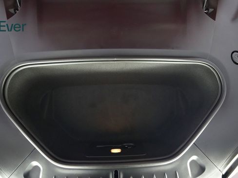 Used 2024 Tesla Model S AWD/4WD image 26