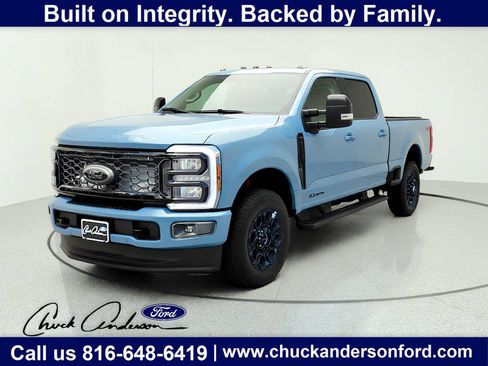 New 2026 Ford F250 Lariat w/ Black Appearance Package AWD/4WD image 1