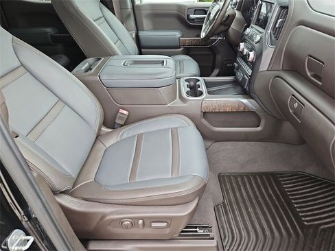 Used 2019 GMC Sierra 1500 Denali w/ Technology Package image 12