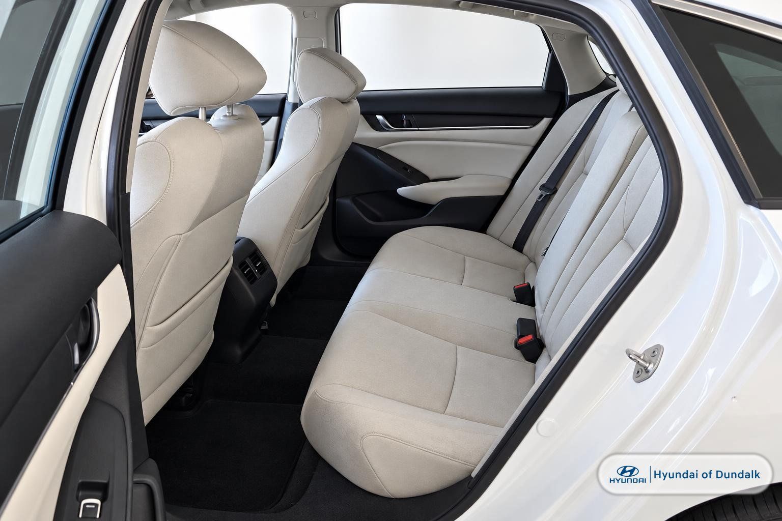 Used 2019 Honda Accord EX image 9