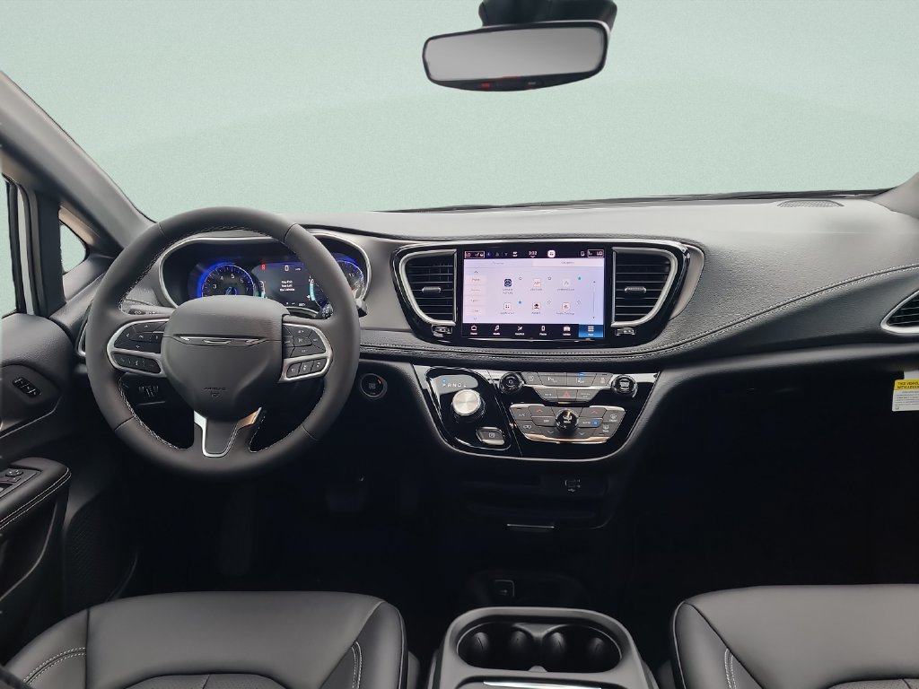 New 2027 Chrysler Pacifica Select FWD image 11