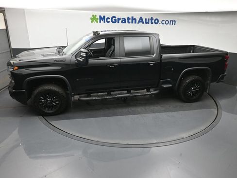 Used 2024 Chevrolet Silverado 3500 LT w/ Midnight Edition AWD/4WD image 24