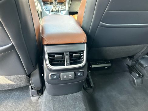 Used 2021 Subaru Outback Touring XT AWD/4WD image 24
