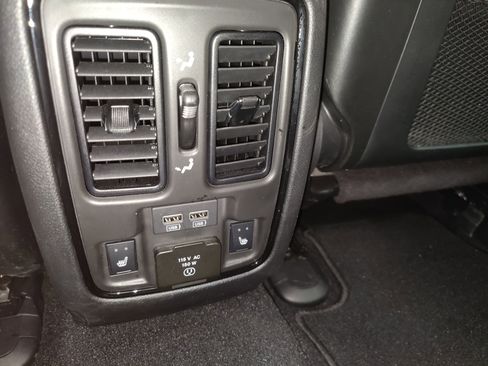 Used 2024 Dodge Durango Citadel image 33