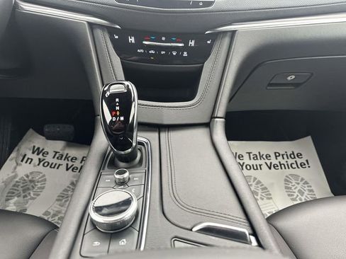 Certified 2023 Cadillac XT5 Luxury image 46