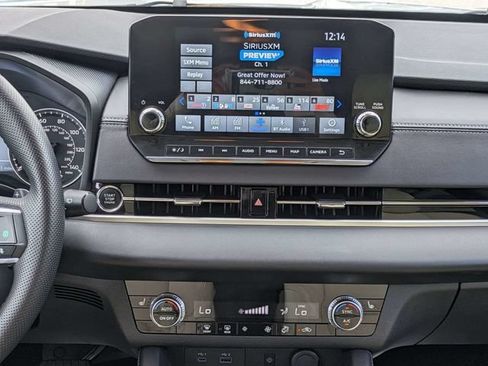 Used 2024 Mitsubishi Outlander SE FWD image 18