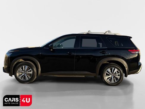 Used 2024 Nissan Pathfinder SL FWD image 4