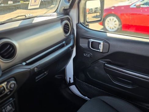 Used 2020 Jeep Gladiator Sport w/ Quick Order Package 24S image 39
