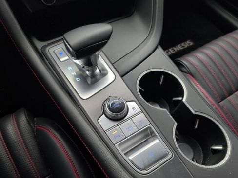 Used 2024 Genesis G70 2.5T w/ Sport Prestige Package image 17