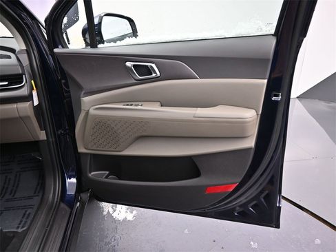 New 2026 Kia Carnival EX image 22