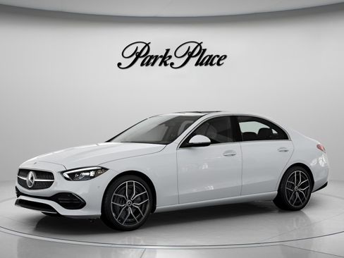 Used 2026 Mercedes-Benz C 300 Sedan image 2