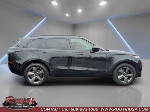 Used 2025 Land Rover Range Rover Velar Dynamic SE AWD/4WD image 2