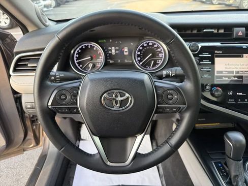 Used 2018 Toyota Camry XLE w/ Driver Assist Package FWD image 23