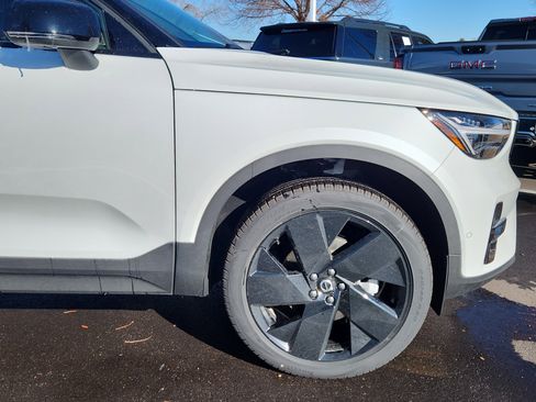 New 2026 Volvo XC40 B5 Ultra w/ Climate Package image 6