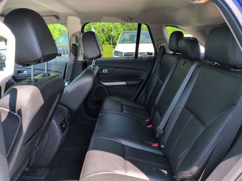 Used 2013 Ford Edge SEL FWD image 24