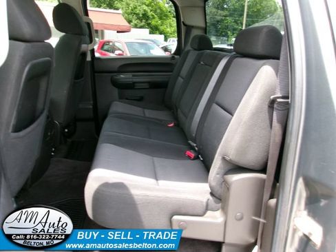 Used 2011 GMC Sierra 2500 SLE w/ SLE Preferred Package AWD/4WD image 15