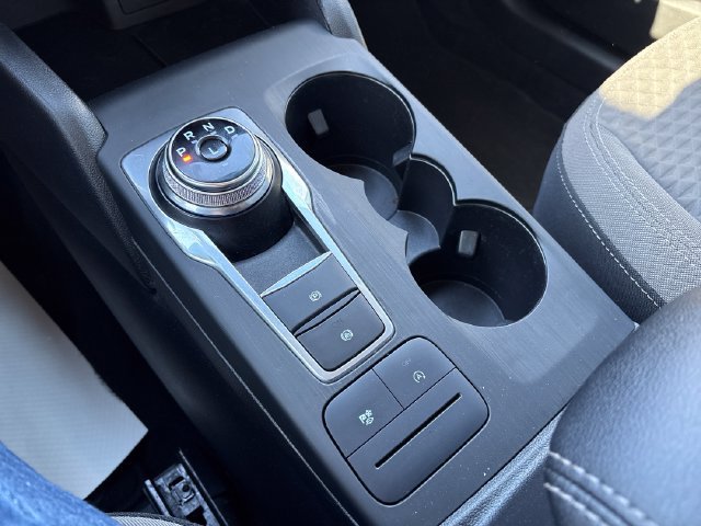 Used 2021 Ford Escape SE w/ Cold Weather Package AWD/4WD image 17