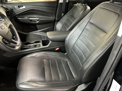 Used 2018 Ford Escape Titanium FWD image 6
